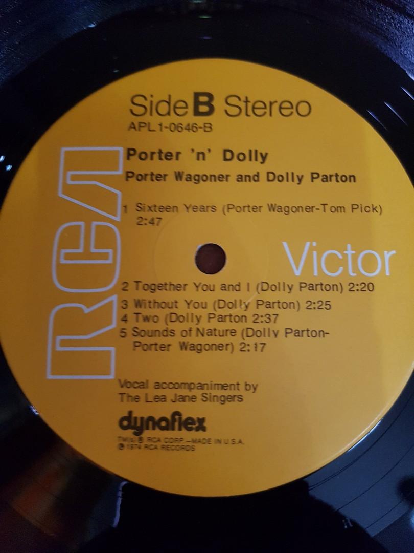 plaka/ vinyl record.porter & DOLLY (Category: Vinyls) located in Valenzuela. Submitted by toyharry (Listing ID 1118707807, Image 3). Description: VERY GOOD++ CONDITION U.S pressed❤❤❤.