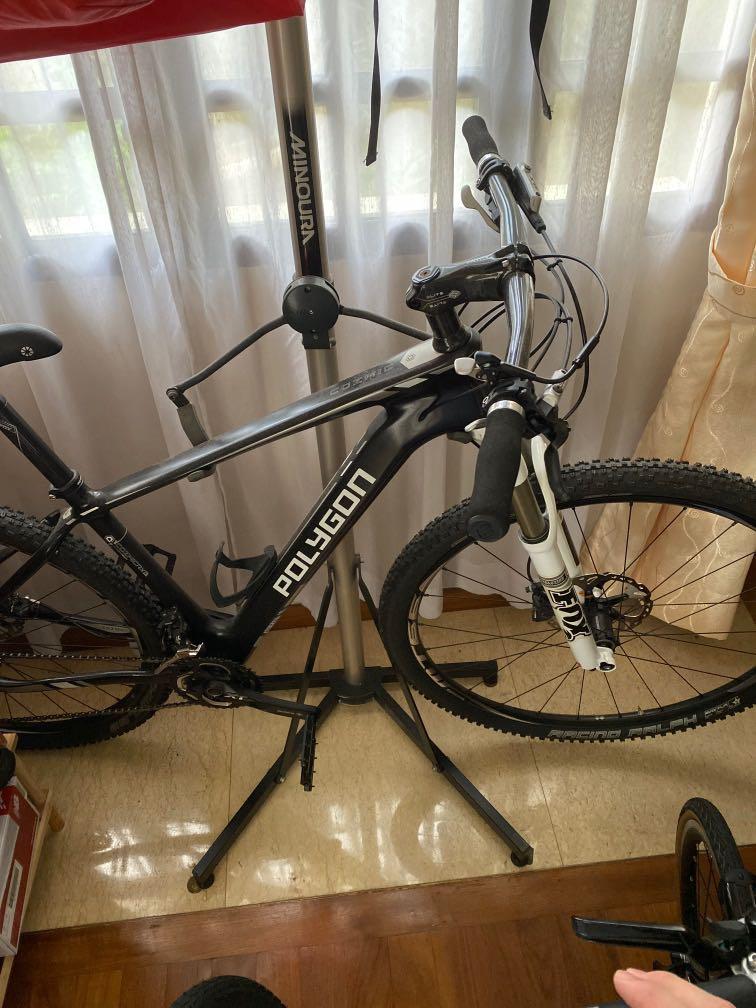 Frame polygon cozmic carbon 2025
