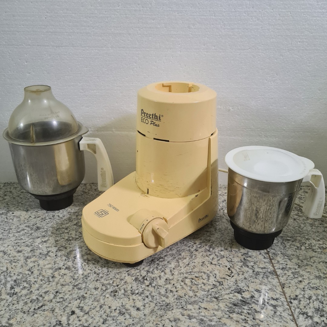 mixer grinder cup