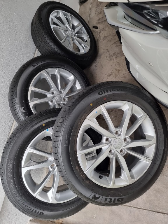 Proton X50 original Exec/Standard 17 inch Rims & Tires 215 60 17, Auto
