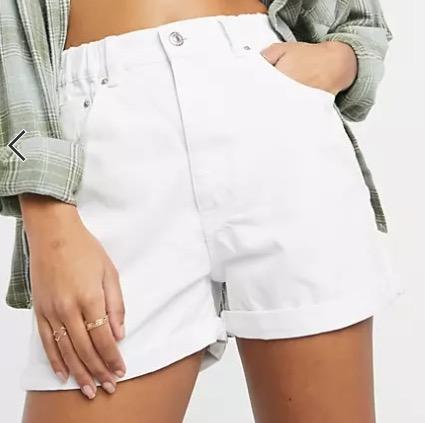 Pull and sale bear white shorts