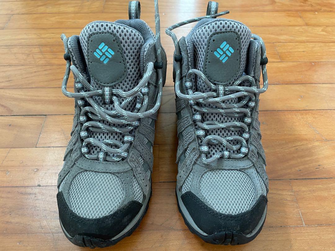 Columbia hiking shoes shop sale