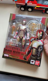 （分類：）位於 。 由 domonchung 提交（商品編號 1118678904，圖片 1）。簡介： 。
