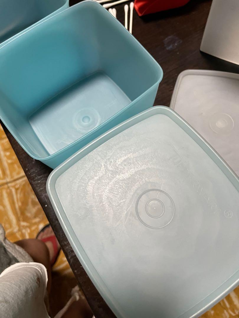 Small plastic container (Category: Storage Boxes & Baskets) located in Quezon City. Submitted by garagesalemom (Listing ID 1118754282, Image 3). Description: .