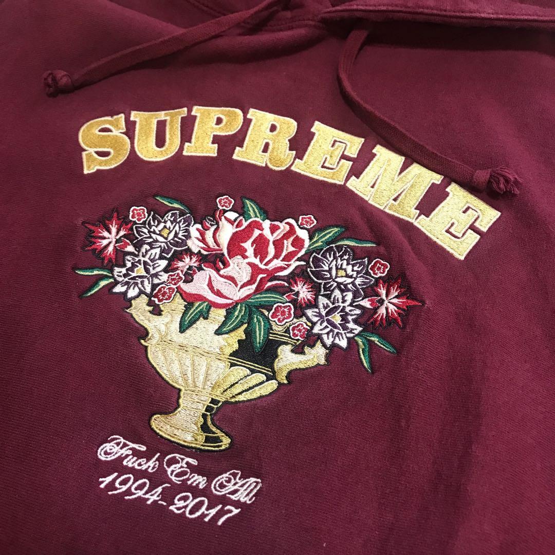Supreme centerpiece deals hoodie pink