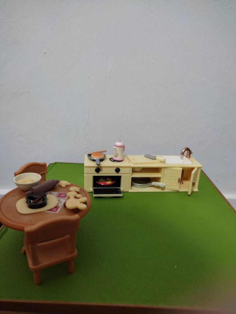 Sylvanian Family full house set, Hobbies & Toys, Toys & Games on Carousell