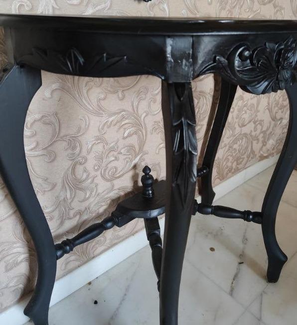 Table solid wood (Category: Tables & Sets) located in Singapore. Submitted by collections108 (Listing ID 1118670380, Image 2). Description: Old world charm table.