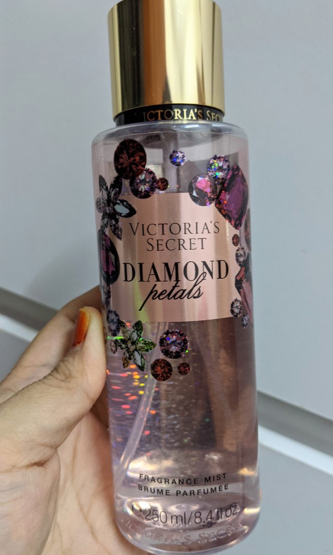 Victoria Secret Diamond Petals mist