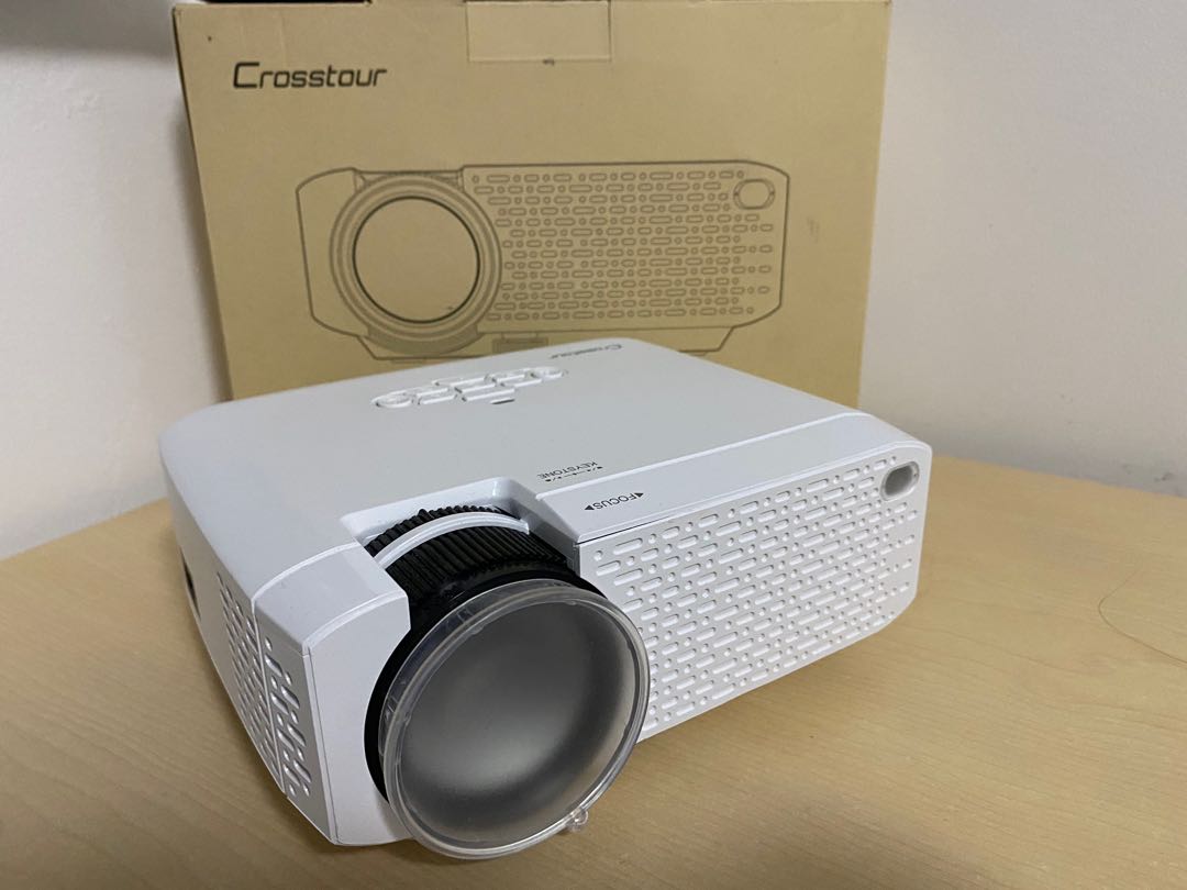 Video Projector w Projector Stand, TV & Home Appliances, TV