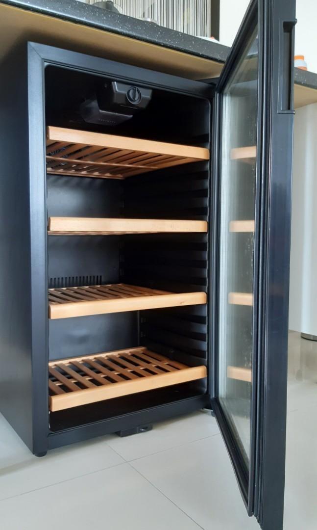 Vintec wine fridge V30SG 35 bottles, TV & Home Appliances, Kitchen ...