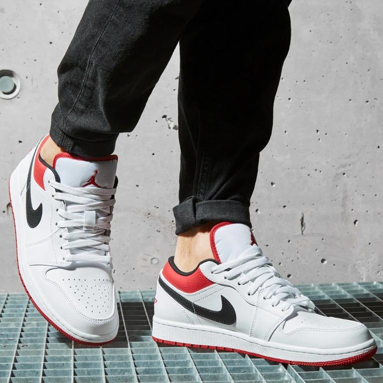 Black university red shop jordan 1
