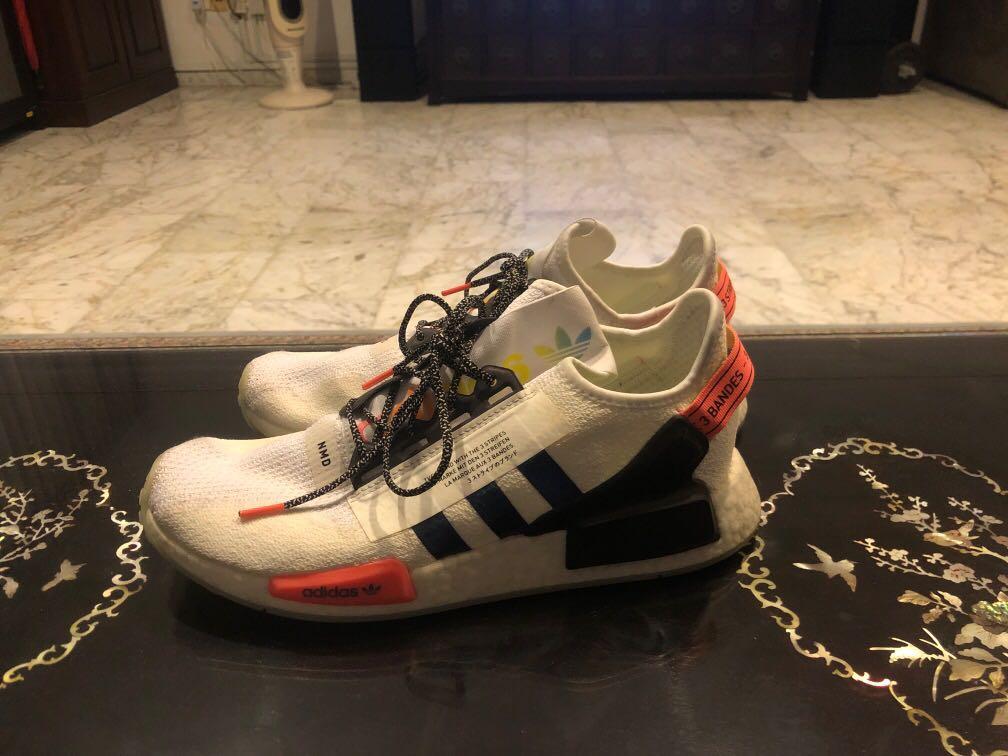 Adidas NMD R1 V2 white coral, Men's Fashion, Footwear, Sneakers on Carousell