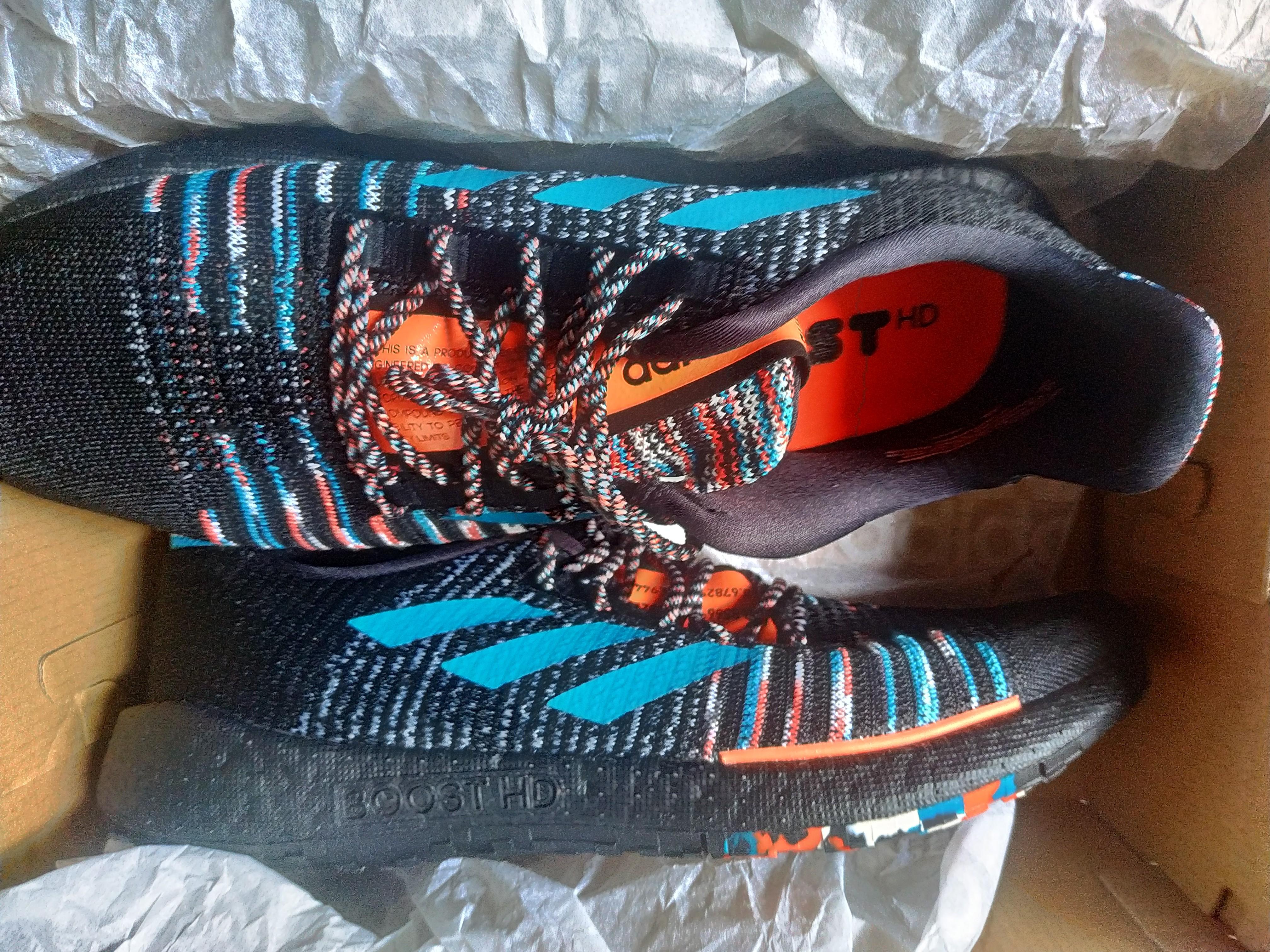 Adidas X Missoni Pulseboost HD US8.5 (Category: Sneakers) located in Muntinlupa City. Submitted by silent_mute (Listing ID 1118894088, Image 2). Description: BPI/BDO.
