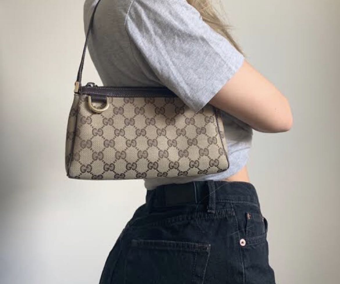 Gucci gg canvas pochette store