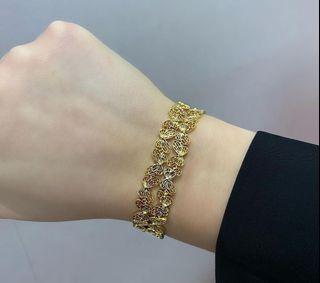 Authentic 📌 PANDORA gold shine plated. Openwork Butterfly Slider bracelet