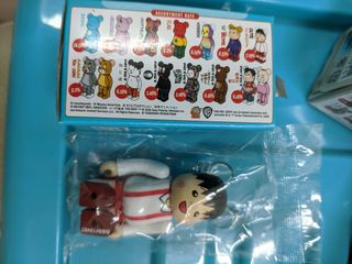 （分類：）位於 。 由 bearbrickss 提交（商品編號 1118972974，圖片 1）。簡介： 。