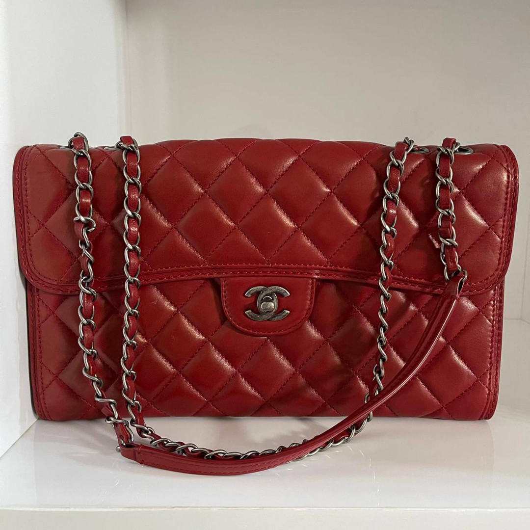 Chanel Bag Red Lambskin, RHW, , Holo Card Db, Size 31 x 18 x 3 cm