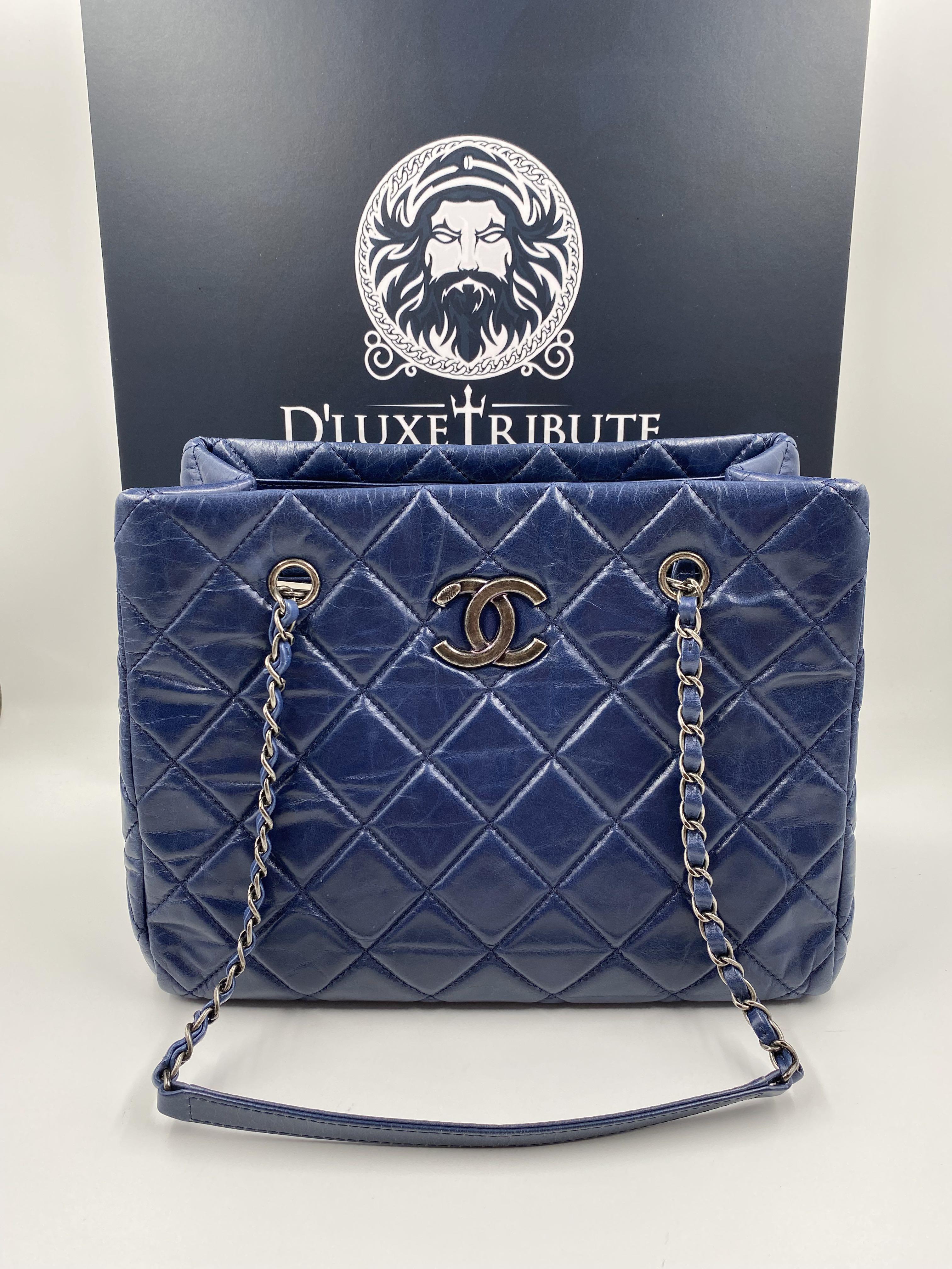 Chanel Navy Tote Bag, Luxury, Bags & Wallets on Carousell