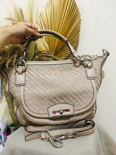 (Kategori: ) berada di . Dikirim oleh windsh (ID iklan 1118963612, Gambar 1). Deskripsi: .