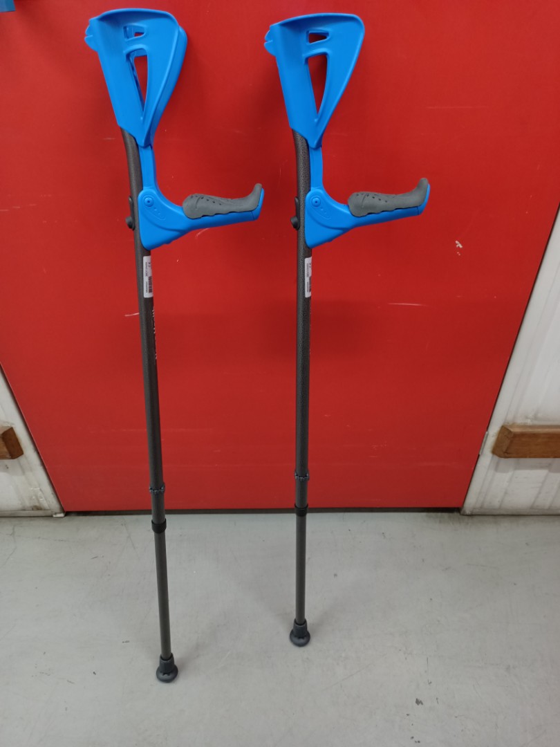 Crutches Elbow Adjustable, Health & Nutrition, Assistive & Rehabilatory