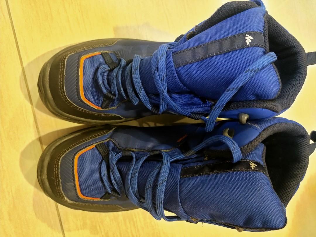 Decathlon Waterproof Shoes, Babies & Kids, Babies & Kids Fashion on