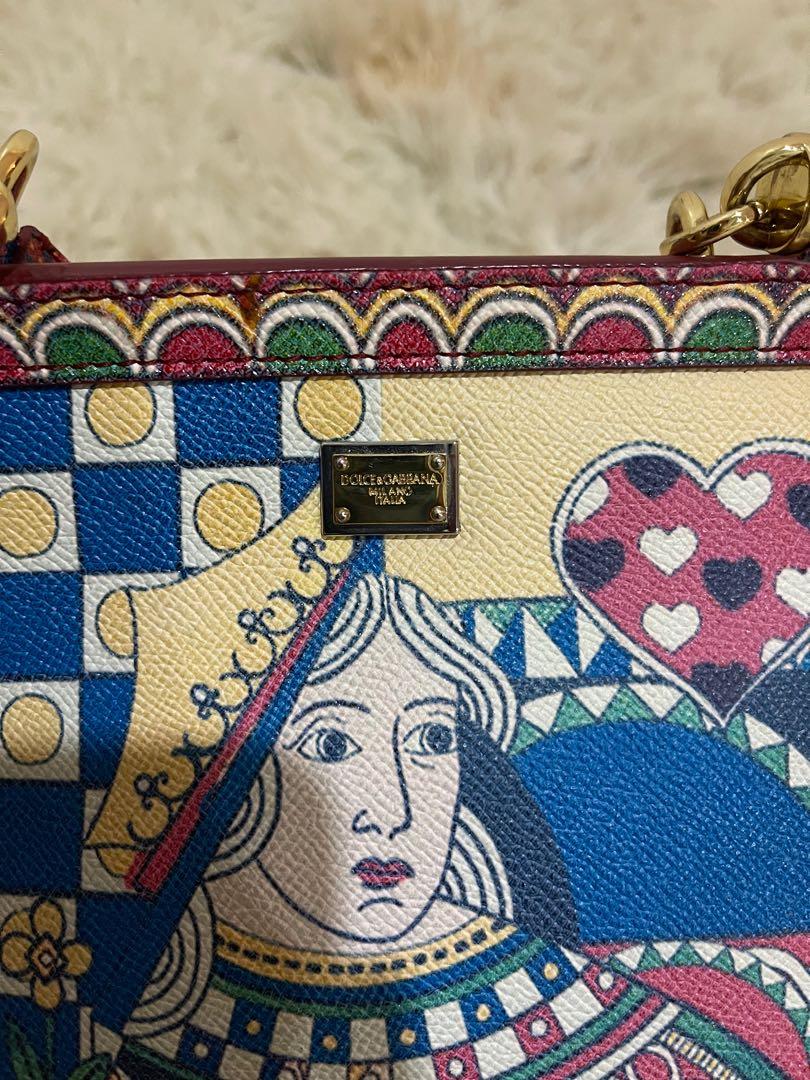 PAYDAY SALE!!! Dolce & Gabbana Queen of Hearts Bag, Women's Fashion, Bags &  Wallets, Shoulder Bags on Carousell
