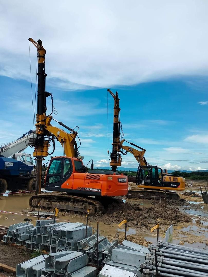 Drill rig attachment for excavator rotary drill rig bored pile ...