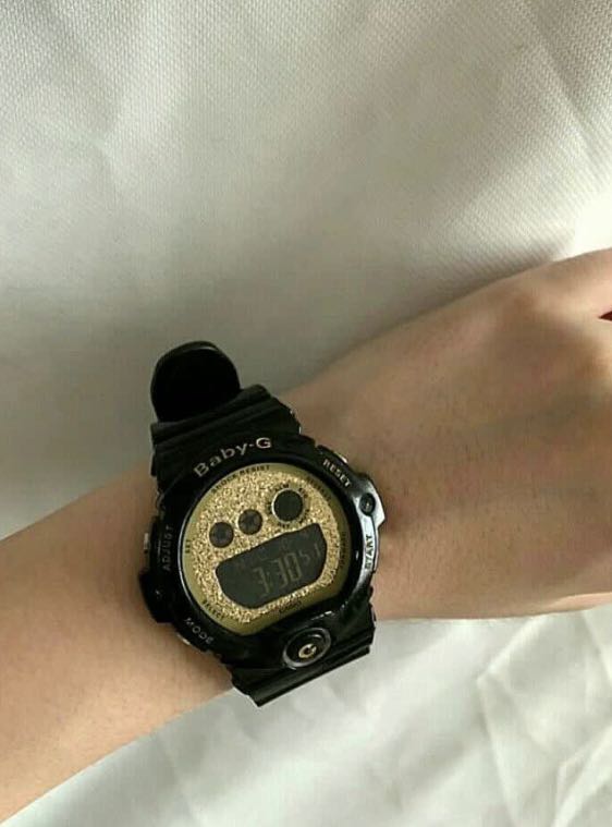 Black and gold baby online g watch