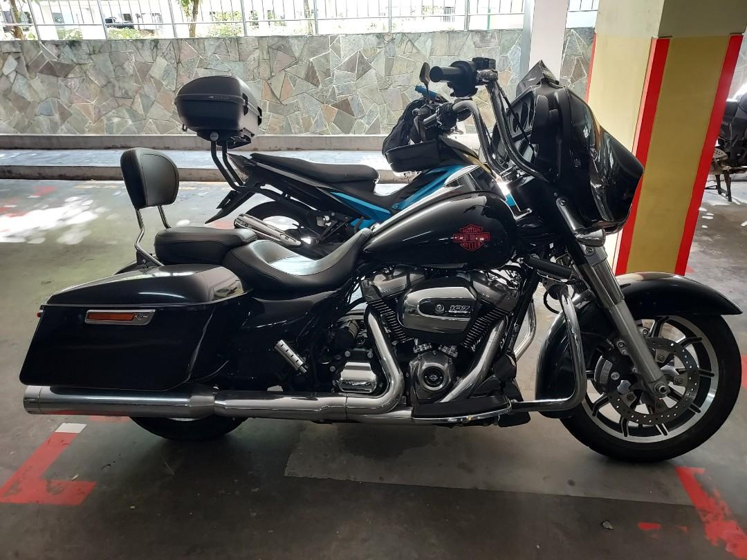 2019 Harley-Davidson Electra Glide Standard First Look