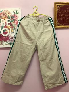 (Category: ) located in . Submitted by furapreloved (Listing ID 1118819891, Image 1). Description: .