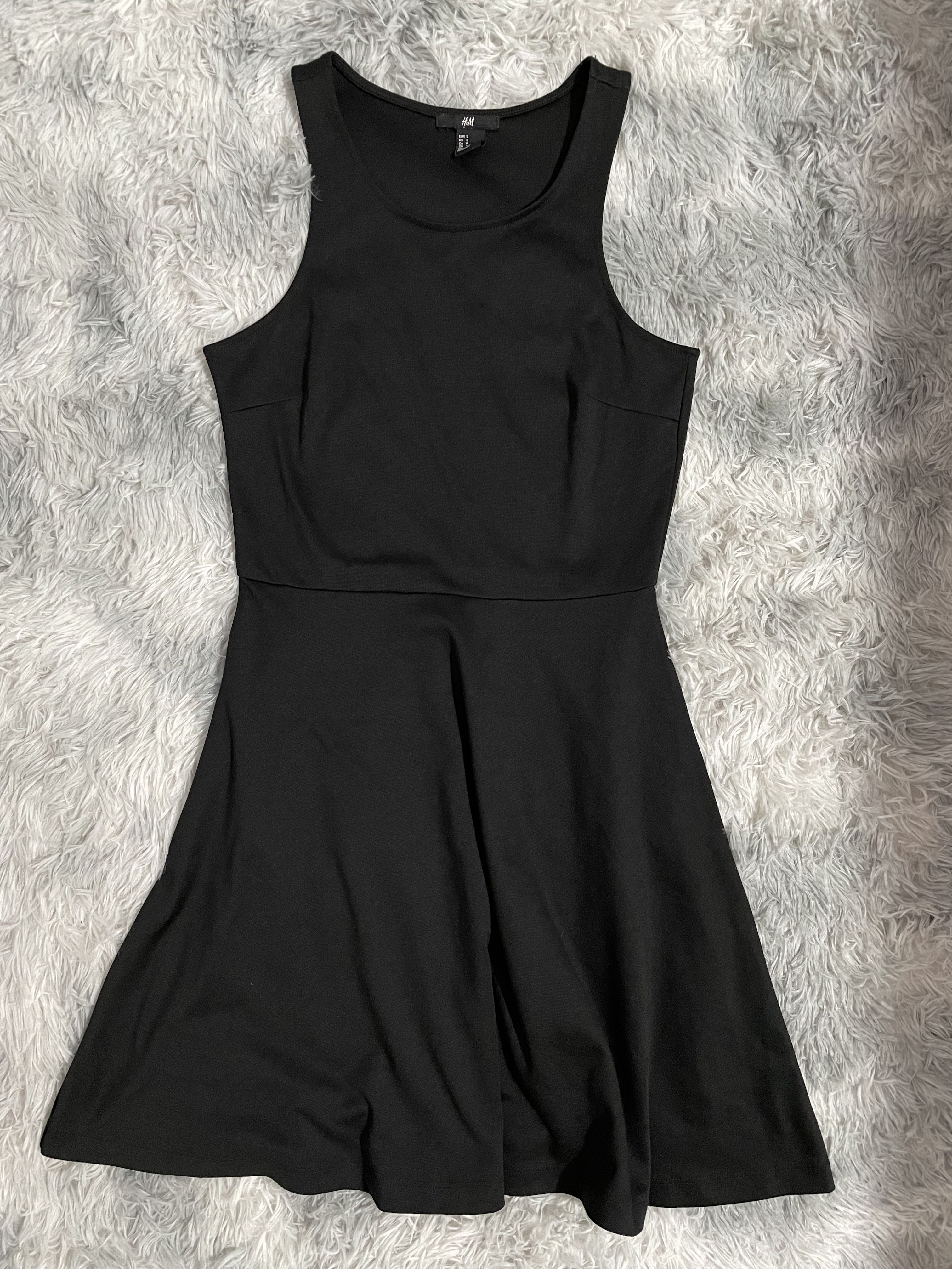 H&m black hot sale skater dress