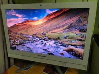 Lenovo All-in-one C40-30 , i5, 4GB RAM, with new 250GB SSD