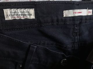 （分類：）位於 。 由 randomemailforad 提交（商品編號 1118818276，圖片 1）。簡介： 。