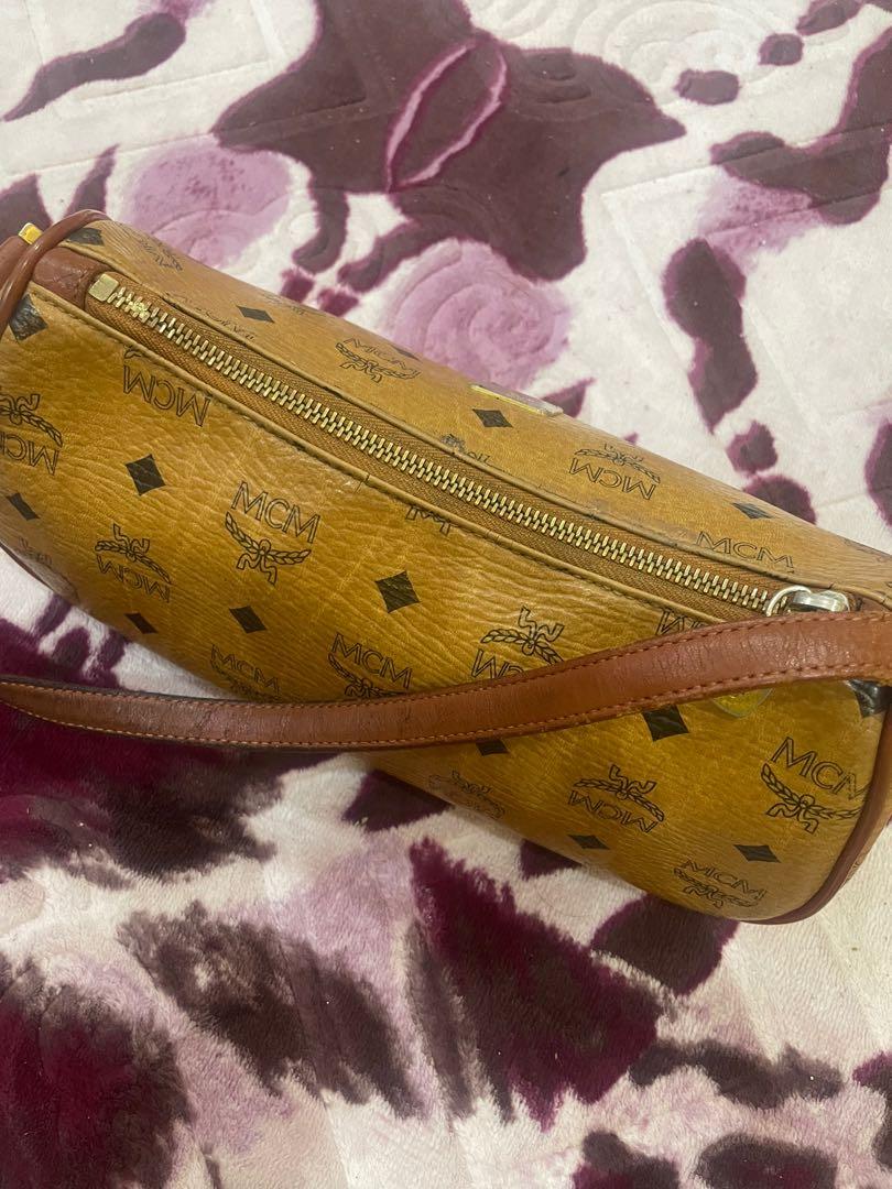 Mcm 2025 banana bag