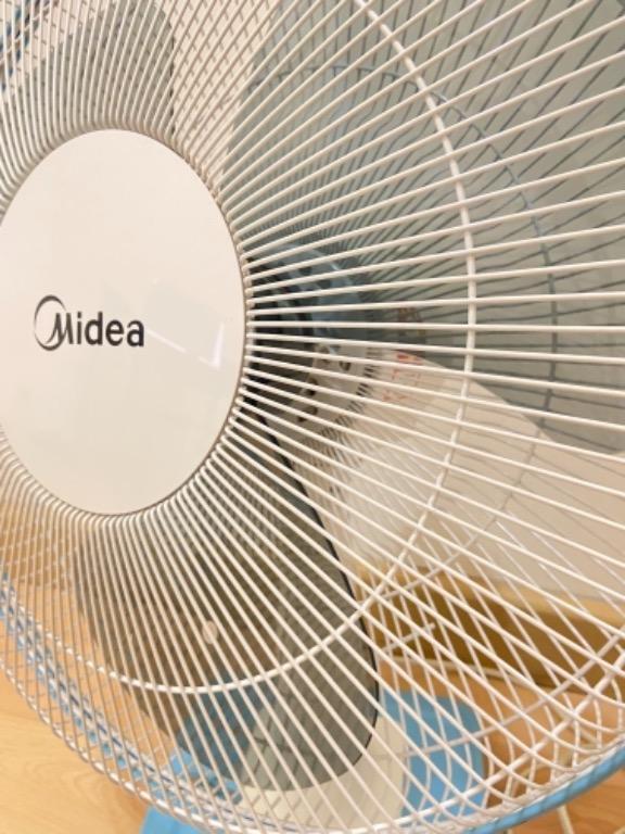 Midea Table Fan 16 Mf 16ft17nb 3 Speed For Sale Home Furniture Furniture On Carousell