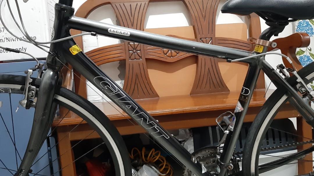 Murang bike GIANT for sale Sports Equipment Bicycles Parts
