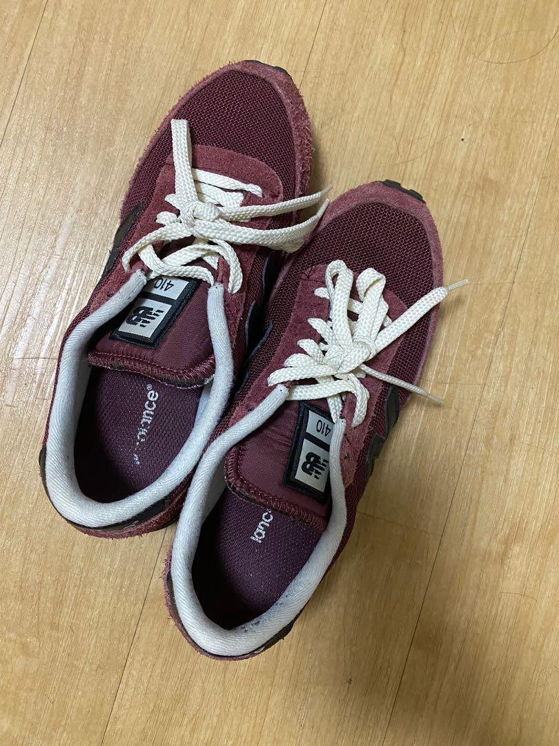 Maroon rubber shoes outlet