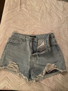 (Category: ) located in . Submitted by life.me (Listing ID 1118991740, Image 1). Description: .