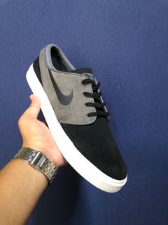 (Category: ) located in . Submitted by lastkickssss (Listing ID 1118994184, Image 1). Description: .