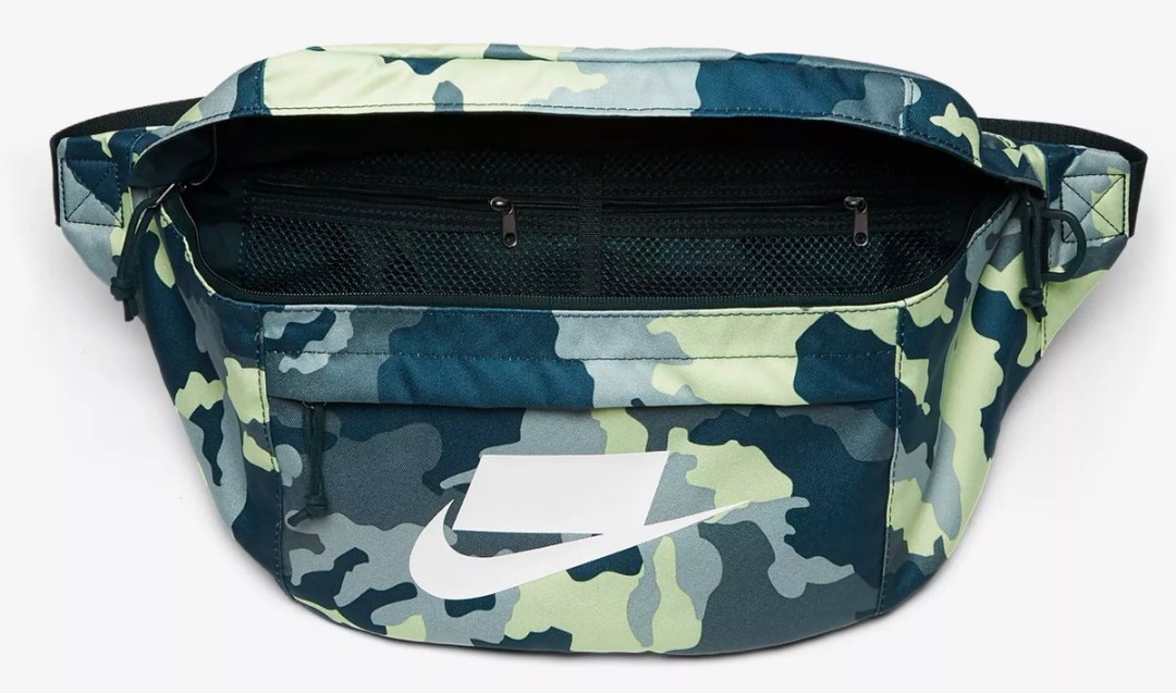nike tech hip pack camo