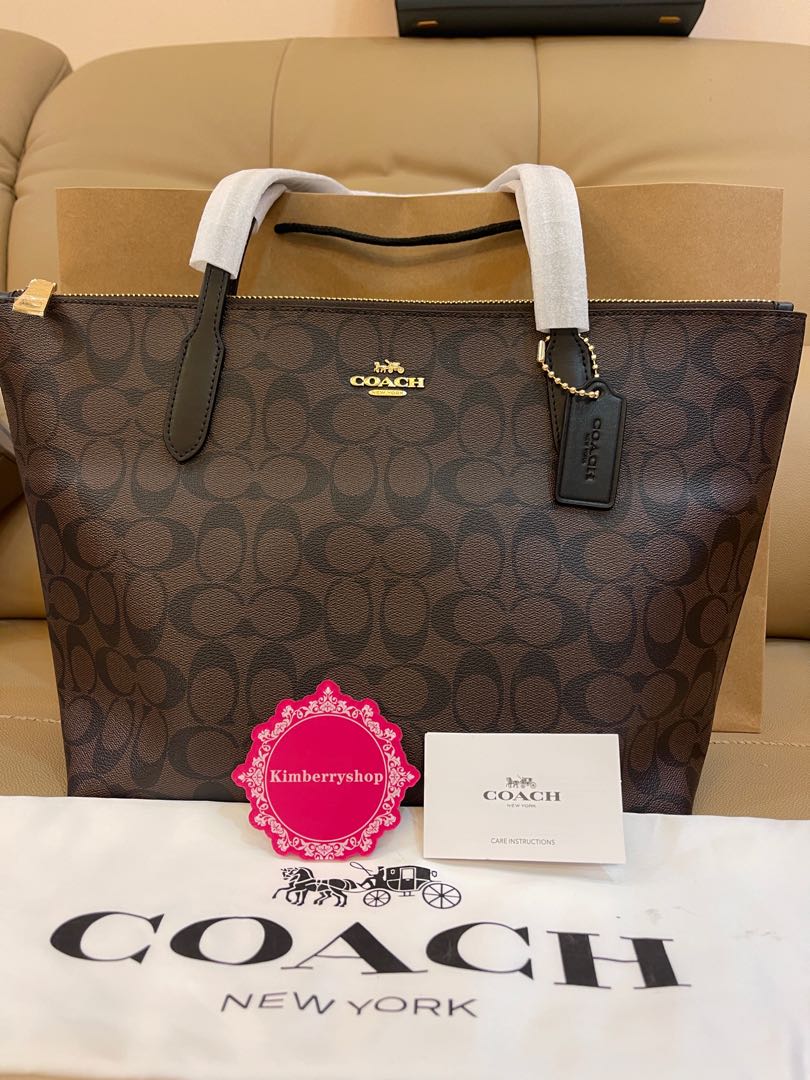 Coach shop tote monogram