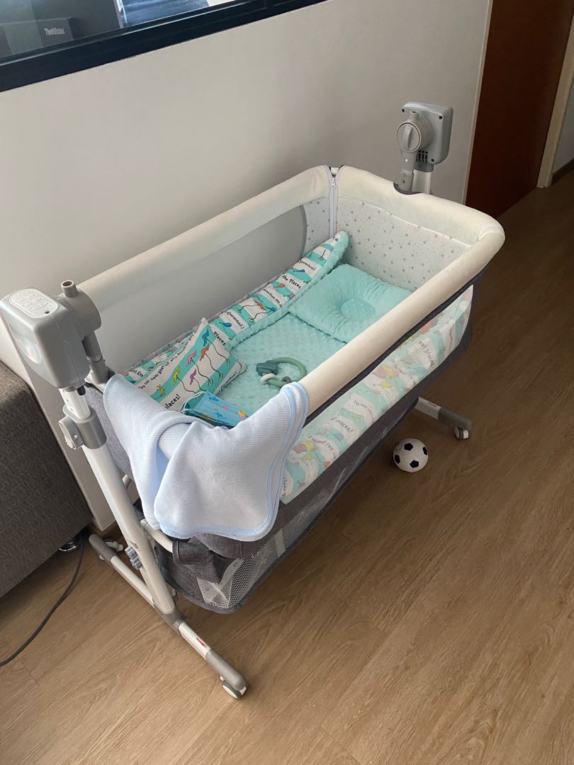 Automatic rocking baby bed best sale