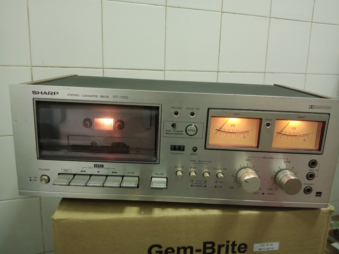 SHARP CASSETTE DECK RT1165, Audio, Portable Music Players on Carousell