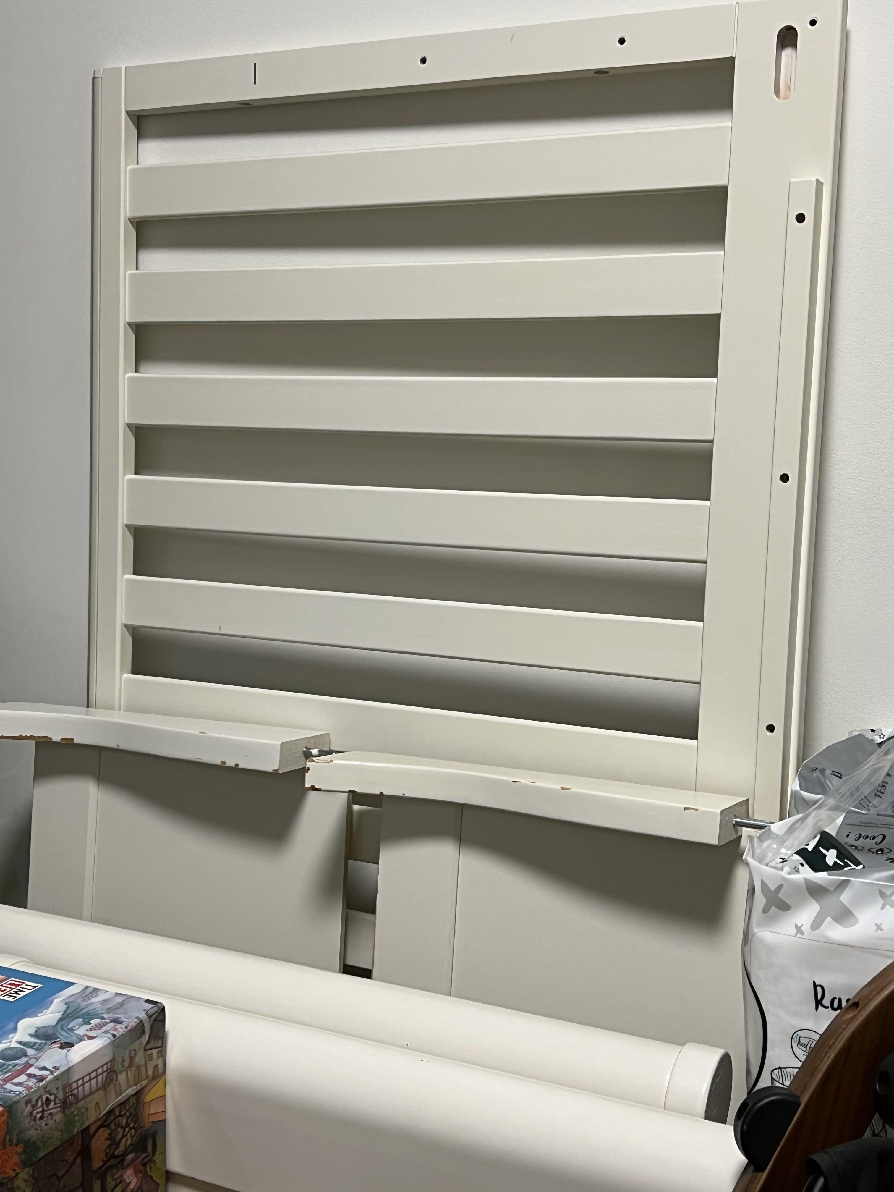 Silver cross dorchester cot bed new arrivals