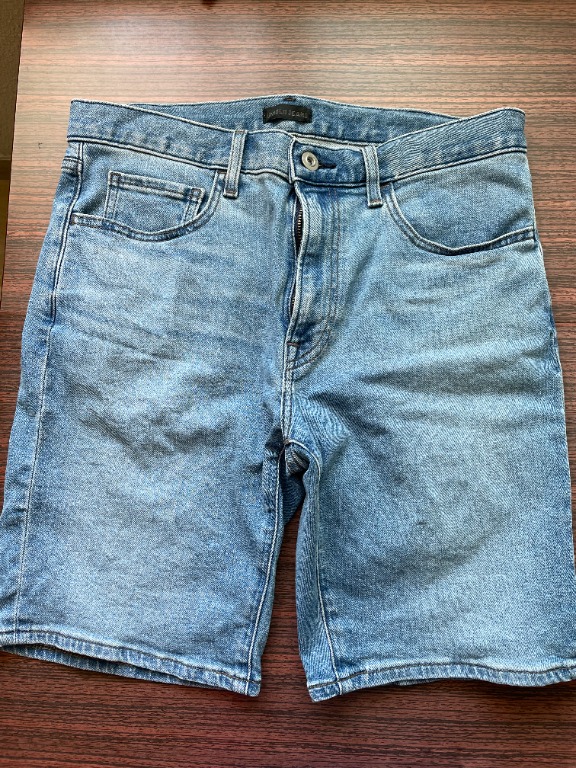 Uniqlo Denim shorts Men s Fashion Bottoms Shorts on Carousell