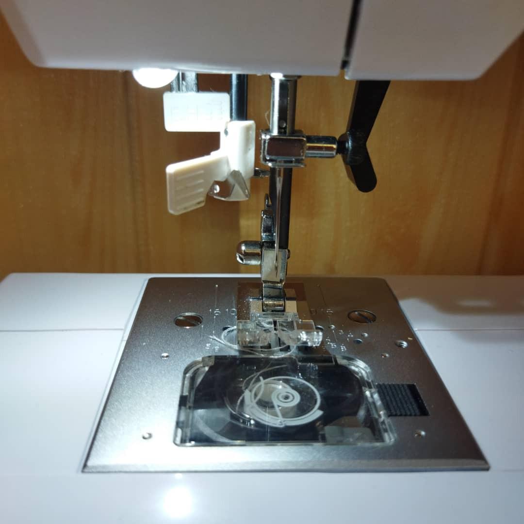 Uten Digital Sewing Machine Portable Electronic Quilting 200 Stitches 8