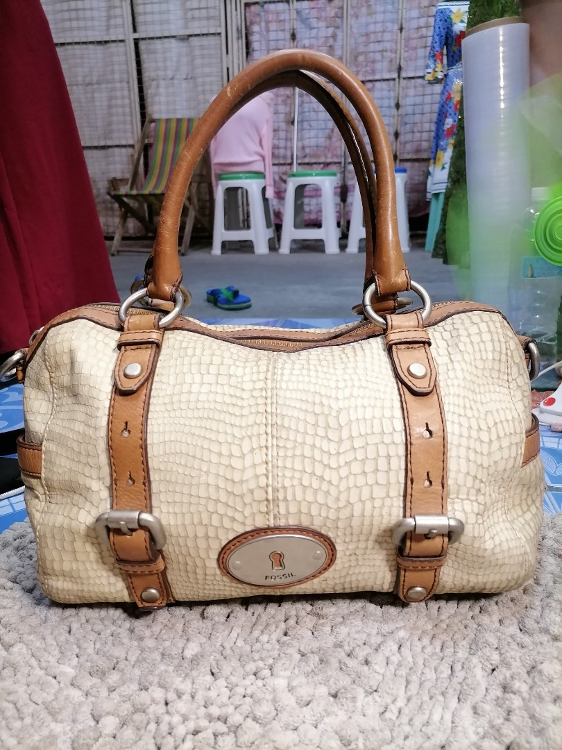 Vintage Fossil Doctors Bag, Luxury, Bags & Wallets on Carousell