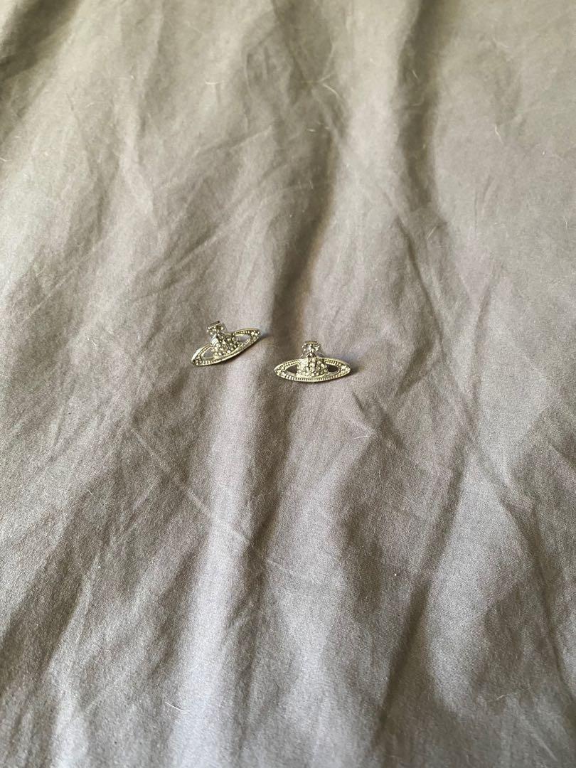 vivienne westwood ufo earrings