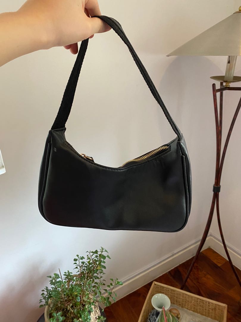 Y2K Black leather mini purse bag Women s Fashion Bags Wallets Purses Pouches on Carousell