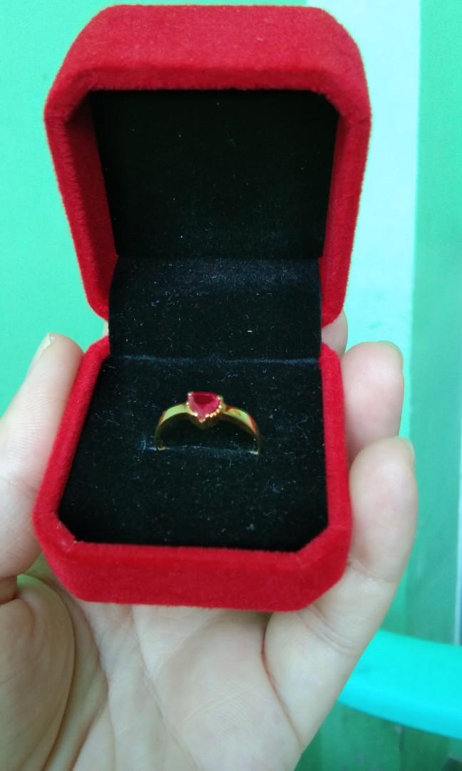14k Gold with pink heart (Category: Rings) located in Cavite. Submitted by marie_xcess (Listing ID 1119066200, Image 2). Description: 14k gold with pink genuine synthetic stone 1.7 grams Size 6.